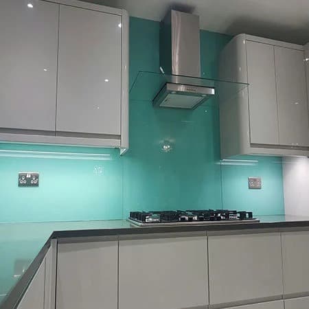 Glossy lacquered glass panel